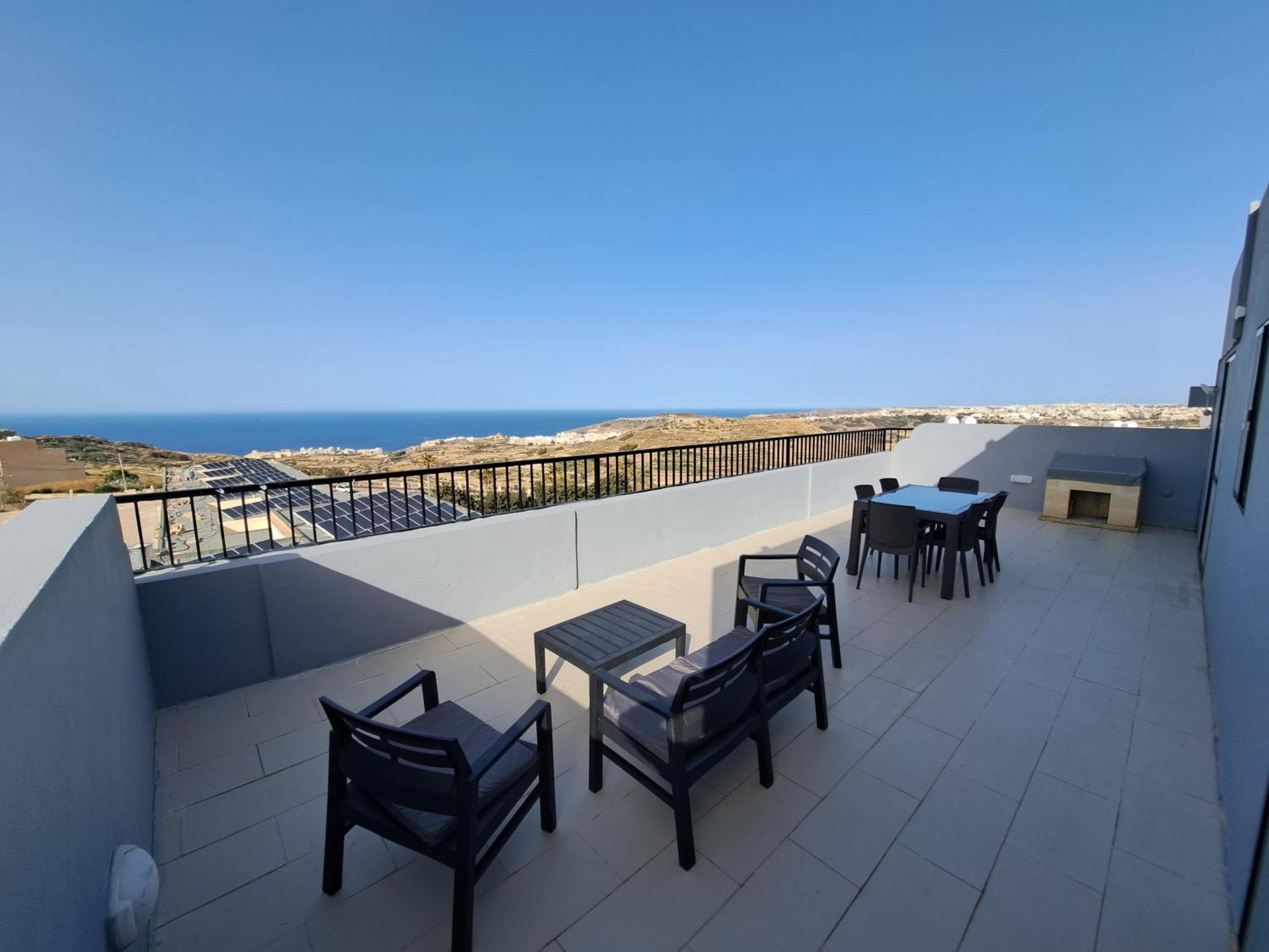 Sea View Penthouse Appartement Zebbug  Buitenkant foto